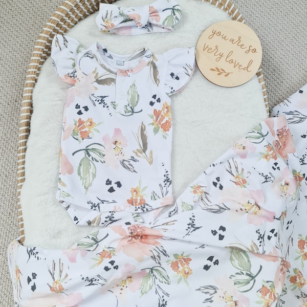 Baby-Body mit kurzen Ärmeln Babygrow Neugeborene Weste Blumen / Baby-Dusche-Geschenk / Baby-Ankunft Outfit / Neugeborene Baby-Kleidung Floral