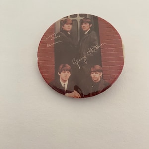 The Beatles Original Vintage Circular Pin, Pinback, Button