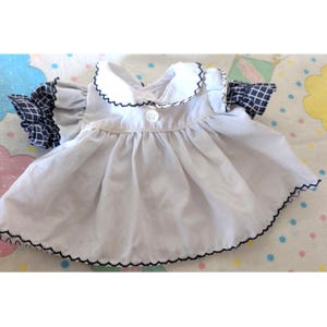 Robe de poupée Cabbage Patch vintage 1985, carreaux bleus et blancs, marque OK Factory, CPK Coleco, motif feston.