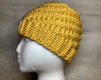 Loom Knit Spiral Hat Pattern Instructions Easy Beginner Level Gift Winter Beanie