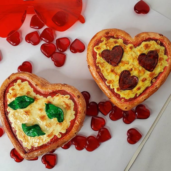 Handmade Pizza Heart Wallet/Coin Purse | Realistic Pizza