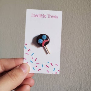Paleta Payaso Pin | Mexican Candy Pin | Mexican Snack Accessories