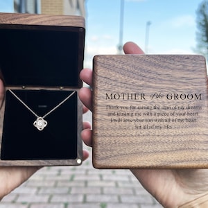 Regalo de la novia para la madre del novio, regalo de bodas para la suegra, gracias por criar al hombre de mis sueños, collar de la mamá del novio, de madera