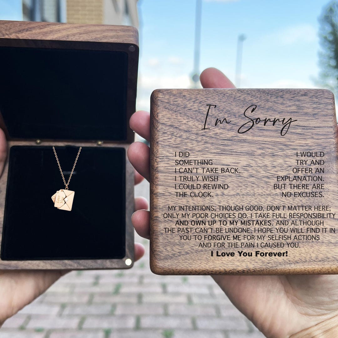 Apology Necklace Gift Set: Engraved 'i'm Sorry' Walnut Box - Etsy