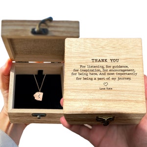Recuerdo de agradecimiento para mamá, collar de mejor amigo con caja de regalo de madera, mensaje grabado de agradecimiento personalizado, agradecimiento presente