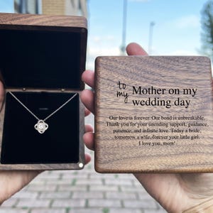 Presente para a mãe no dia do casamento da filha, conjunto de presentes com gravura em madeira, colar, hoje uma noiva, amanhã uma esposa, presente de casamento, joias para a mãe