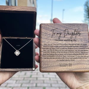 Presente de casamento da filha da mãe / Presente para o jantar de ensaio da noiva / Presente da filha da mãe no dia do casamento / Caixa de presente personalizada de madeira