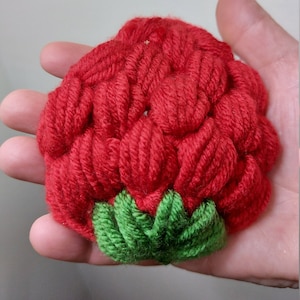 12 Pieces Strawberry, Handmade Strawberry For Cardigan, Strawberry For Sweater, Strawberry for earrings, Hand Knit Strawberry
