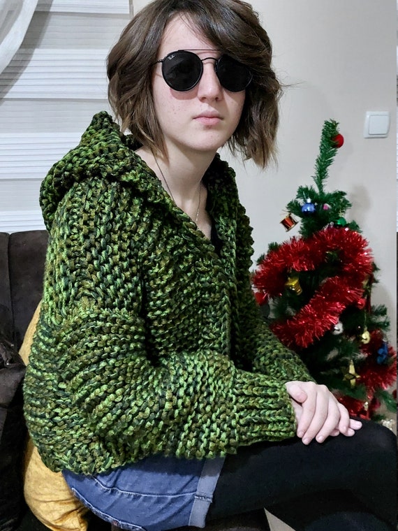 Cardigan for Women Hooded Jacket Military Colour Hand Knit