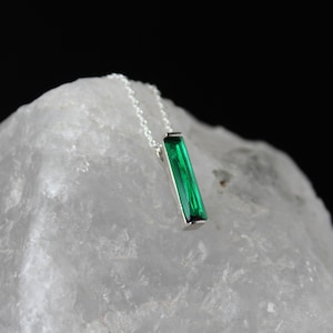 Grüne Zirkon Herren Halskette, Handgemachte Silber Halskette, Geschenk für Männer, 925 Silber, Schmuck für Männer, Coole Herren Halskette, Geschenk für Ihn
