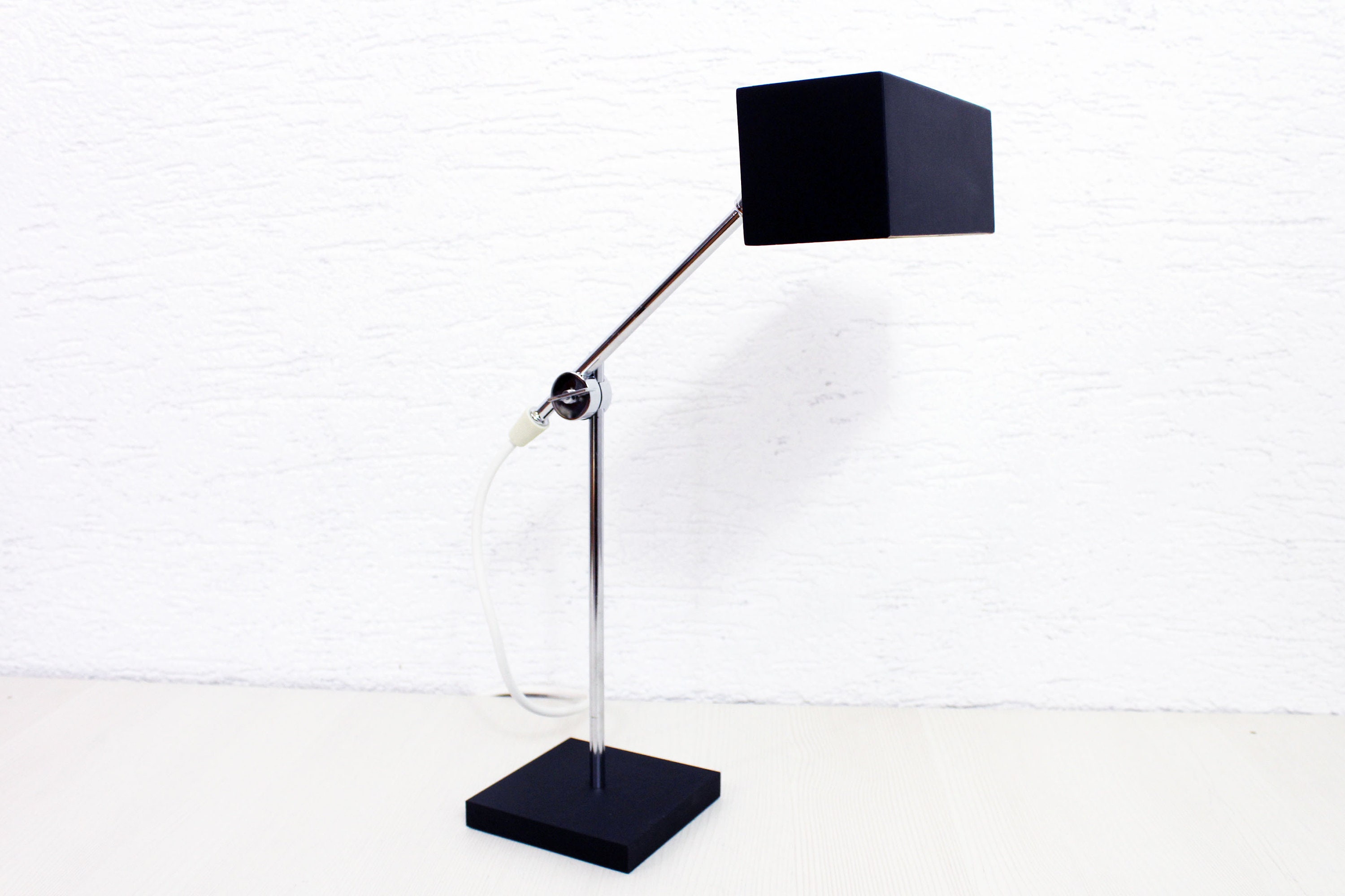 Lampe de Bureau Moderniste Par Leclaire et Schäfer