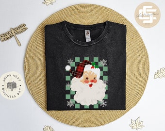 Santa Christmas Vintage T-Shirt, Retro Christmas tee shirt, Xmas Santa Claus shirt, xmas gift T-shirt, Vintage tee shirt.