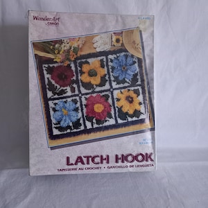 Vintage Wonder Art latch hook rug kit, Caron International design No.4383, Wild flowers.