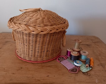 Vintage Sewing Basket | Large Amish Sewing Box w/Organizer Tray