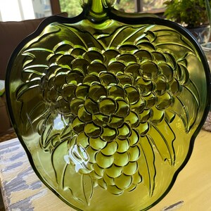 Vintage Indiana Glass Avocado Green Large Grape Bowl