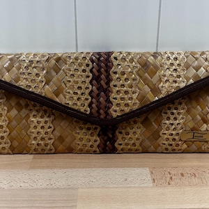 Vintage Rattan Vlutch