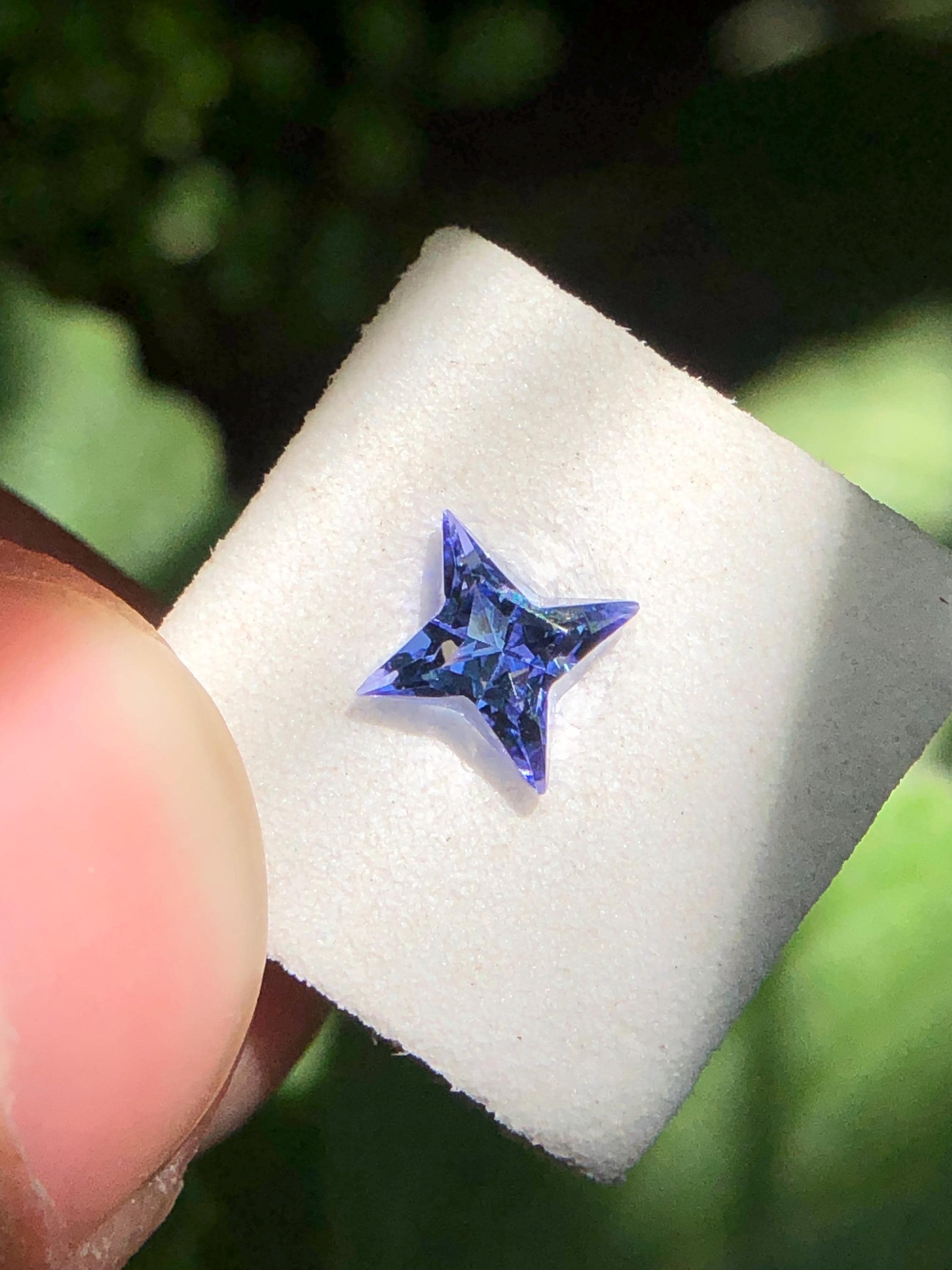 しっかりしてる！タンザナイトさん ゾイサイト/タンザナイト 0.94ct [C12-914] | differencee