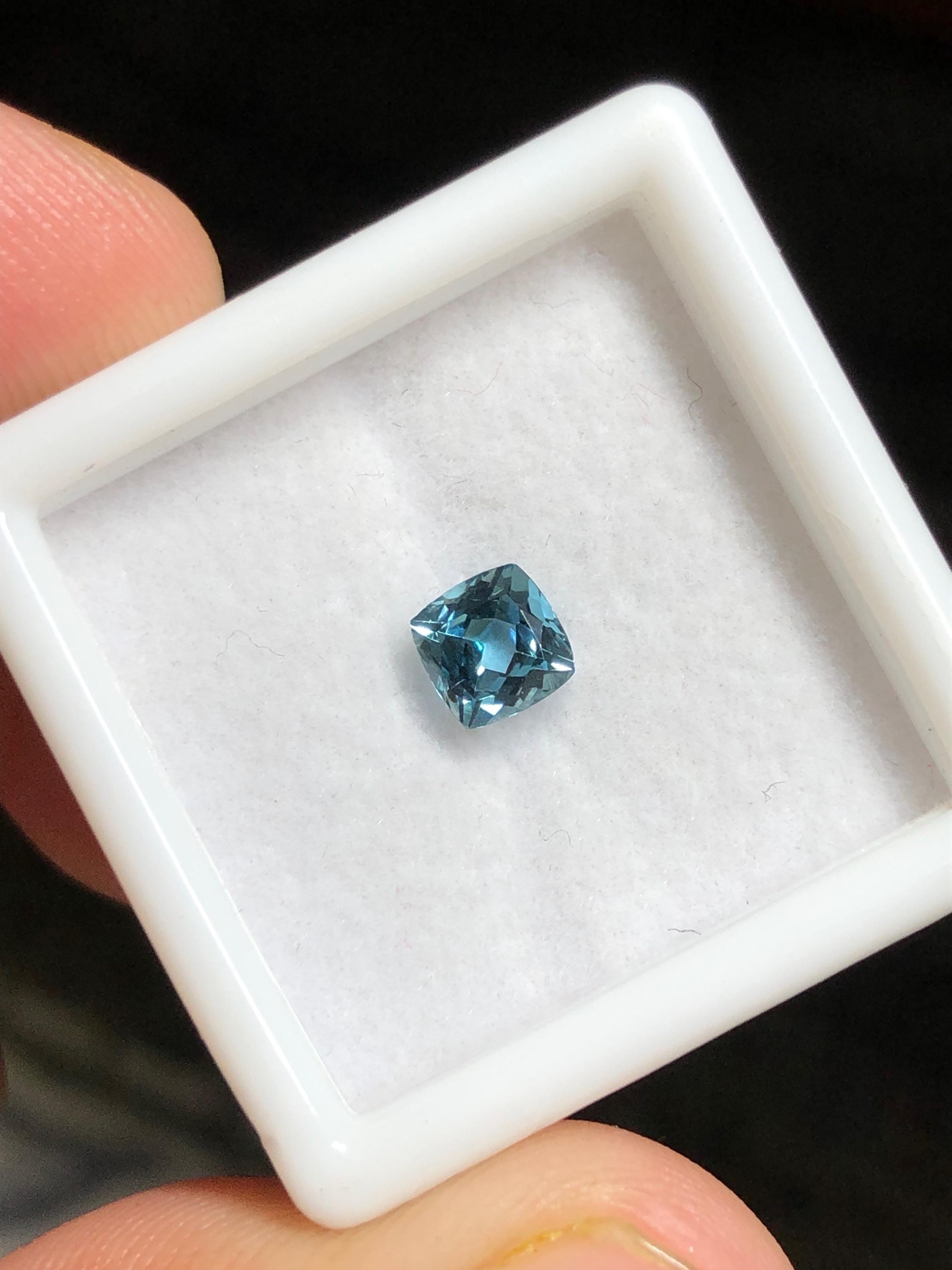 しっかりしてる！タンザナイトさん タンザナイトゾイサイト (@Tanzaniteusman) / Posts / X