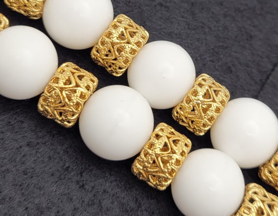 MONET Bracelet White Plastic Gold Filigree Double… - image 4