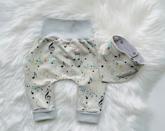 Baby harembroek met muzieknoten / Cadeau voor pasgeborene / Homecoming outfit