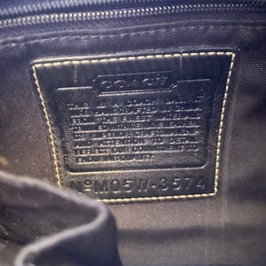 Coach Signature Crossbody/Shoulder Bucket Bag image 4