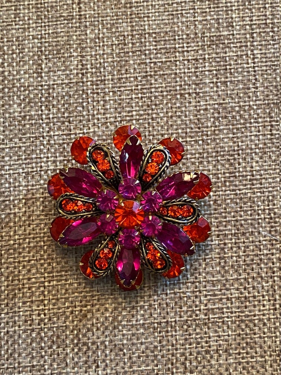 Stunning Multidimensional High End Flower Brooch