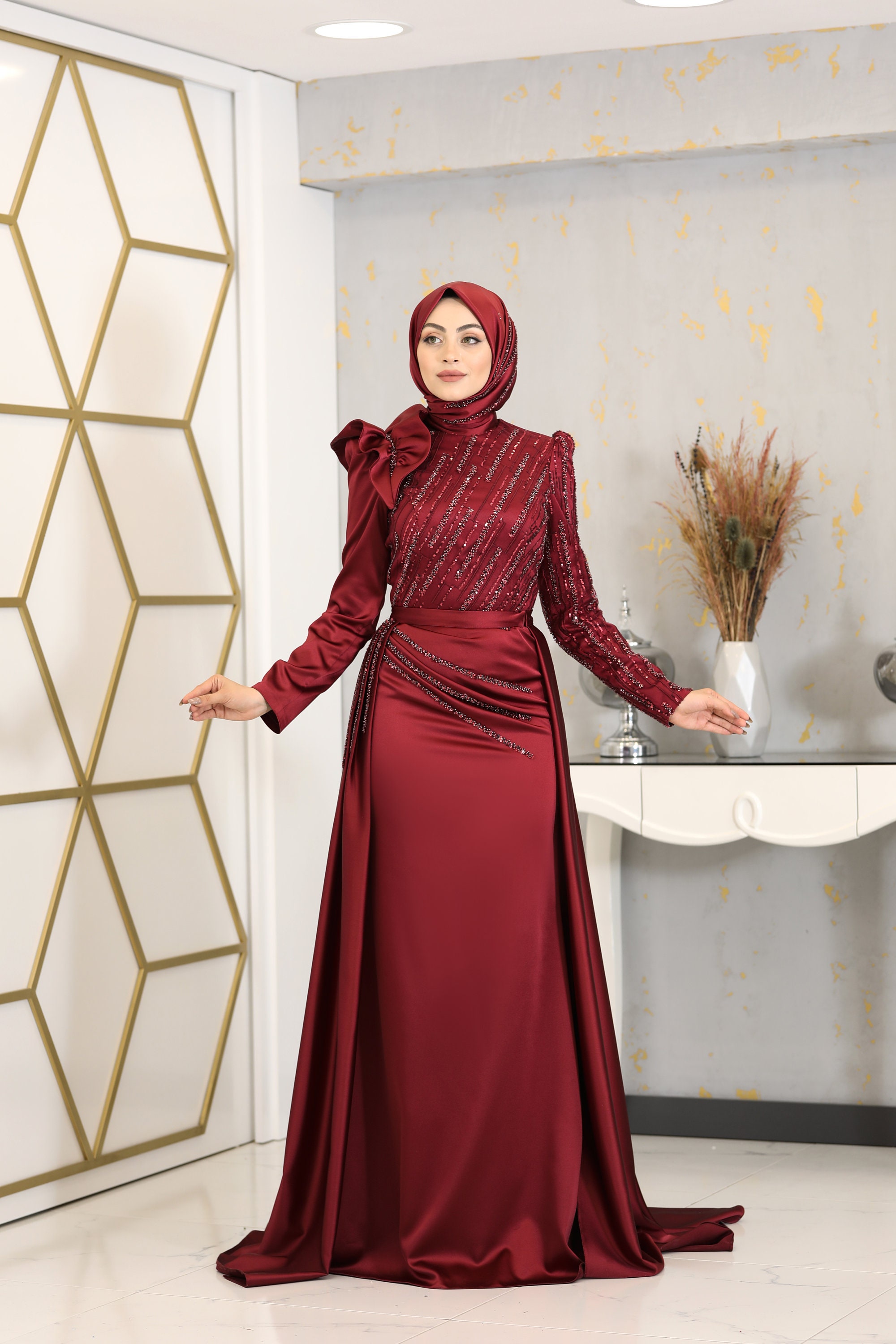 taupe coloured long gown | Islamic fashion, Hijab fashion, Muslimah fashion