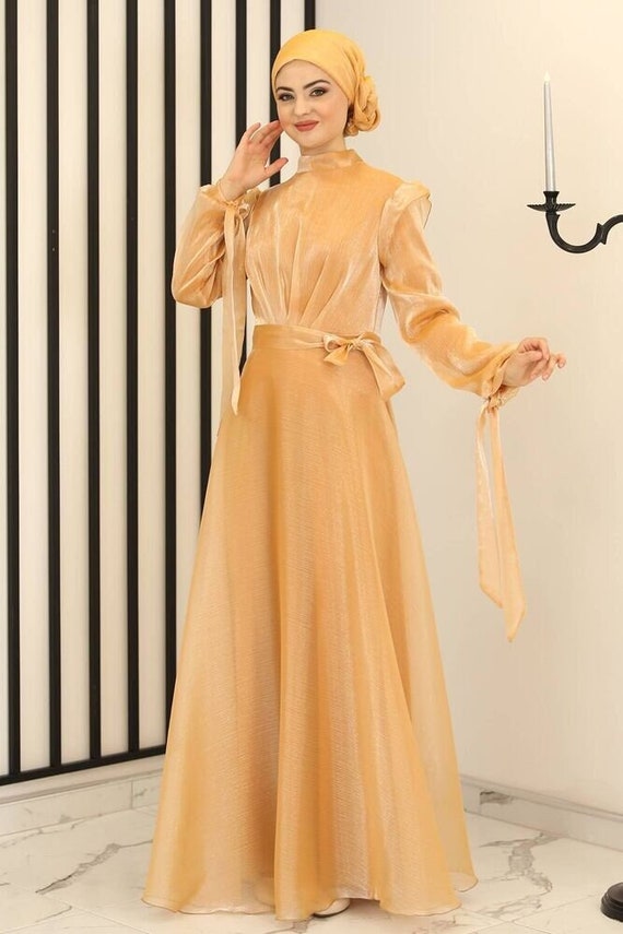 Wholesale Hijab Women Modest Muslim Islamic Clothing Longsleeve Silk Ladies  Fashion Wear Dresses Factory - China Abaya and Women Modest Clothing price  | Made-in-China.com