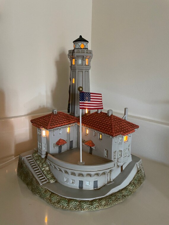 Alcatraz Lighthouse - Lefton Lighthouse - California Lighthouse - Historic fashion American Lighthouse - Lighthouse Lamp