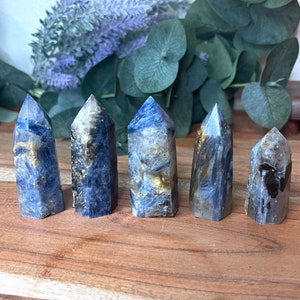 HOHE QUALITÄT Blauer Kyanit Türme, seltene Blauer Kyanit Türme, blauer Kyanit Kristall, Halschakra, Kommunikation, Geschenk für Sie