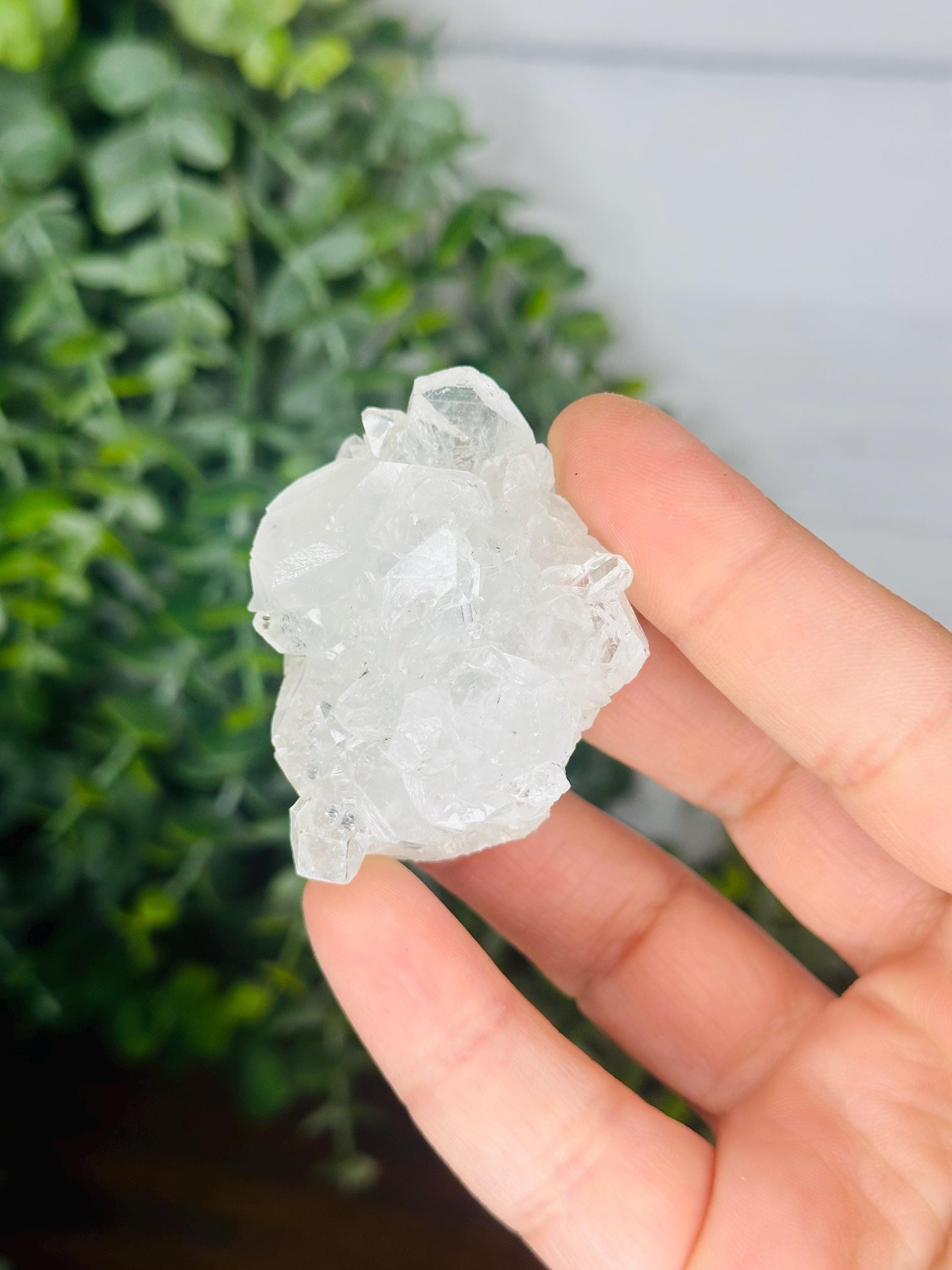 アポフィライト クラスター、AAA アポフィライト クリスタル 