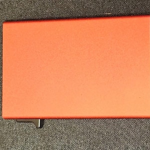 Minimalistische Geldbörse Personalisierter schmaler RFID Aluminium-Kartenhalter | 15-Card Pocket Brieftasche Geschenk für Sie oder Ihn