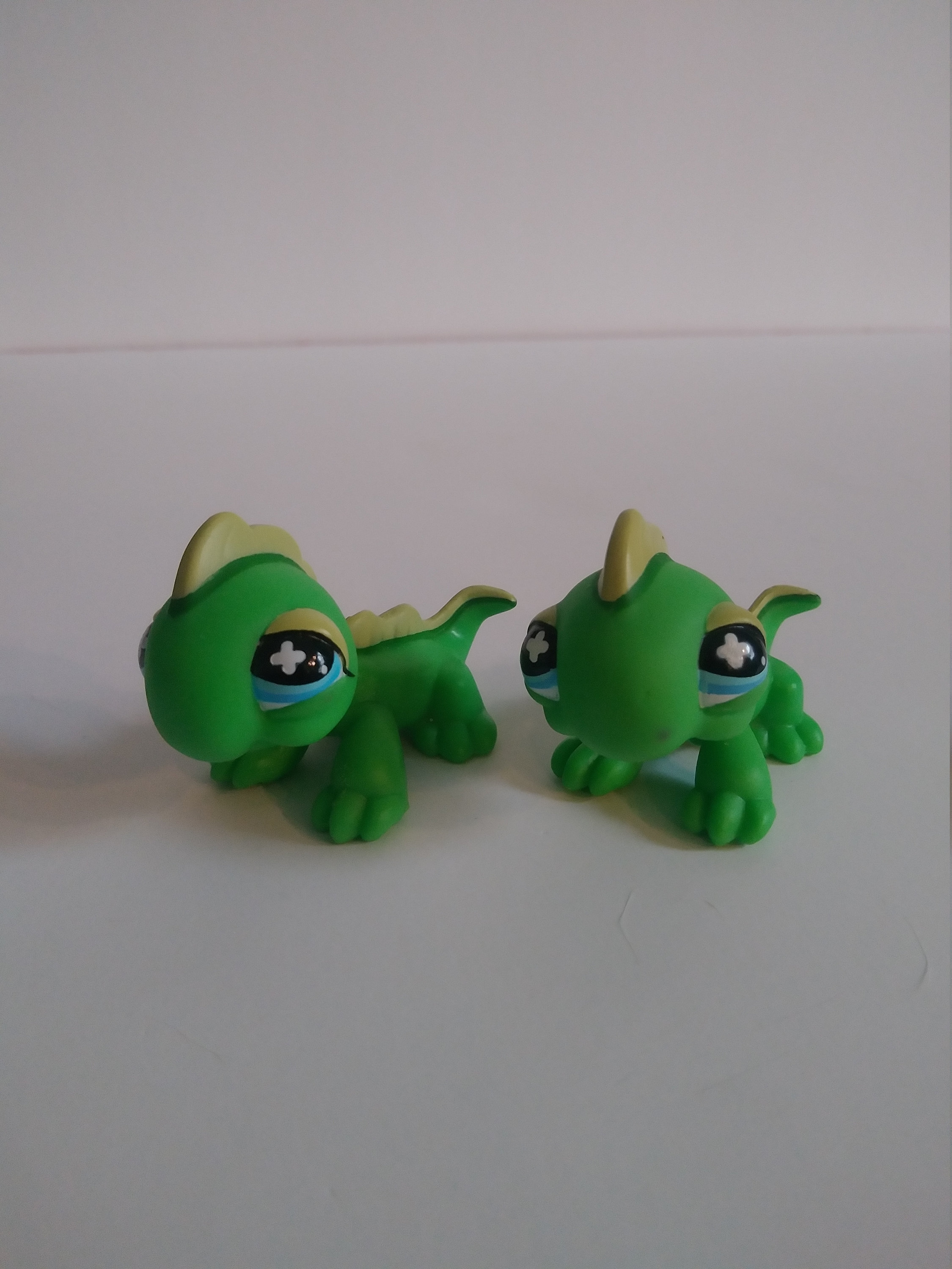 LPS Littlest Pet Shop Figure Pick Your Own Frogs Lizards Snails Octopus  Fish Iguana 