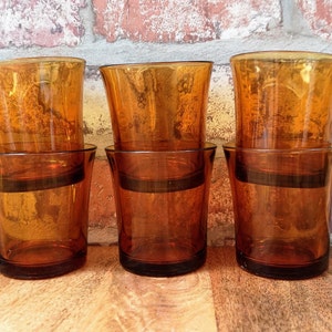 Vintage-Sangria-Set mit 6 passenden Gläsern Braunglas Alte Sangria-Karaffe aus Spanien mit 6 bernsteinfarbenen Gläsern aus Frankreich Bild 9