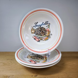 Set of 3 vintage Italian spaghetti bowls | Ironstone made in Italy | Underglaze decor | 1960s/70s