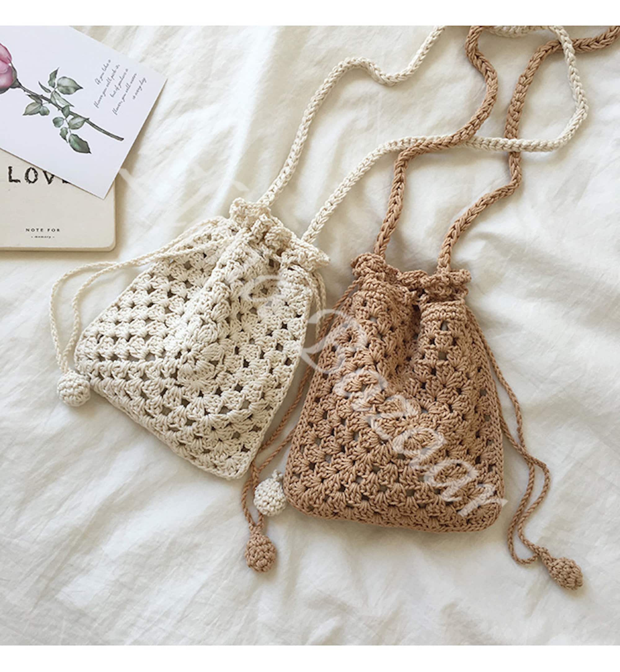 Ravelry: Cotton Cakes Knotted Strap Bag pattern by Esther Thompson