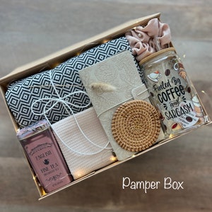 Housewarming Gift • Gift Box • Gift For Her • Hygge Box • Warm and Cozy • Gift for Mom • Personalized Gift • Thank You Gift • Christmas Gift