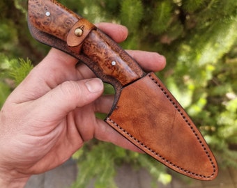 Hunting Knife custom made with leather sheath