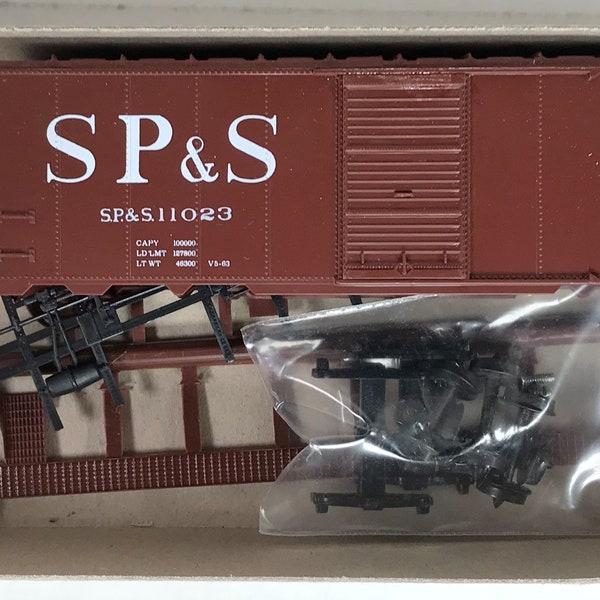 C and BT Shops, HO Scale, Box Car Kit, Spokane Portland and Seattle, SP&S #11023, Original Box, Car Has Issues