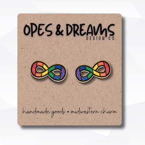 Pendientes de madera con el símbolo del infinito arcoíris pintados a mano para la concienciación y aceptación del autismo y la neurodiversidad.