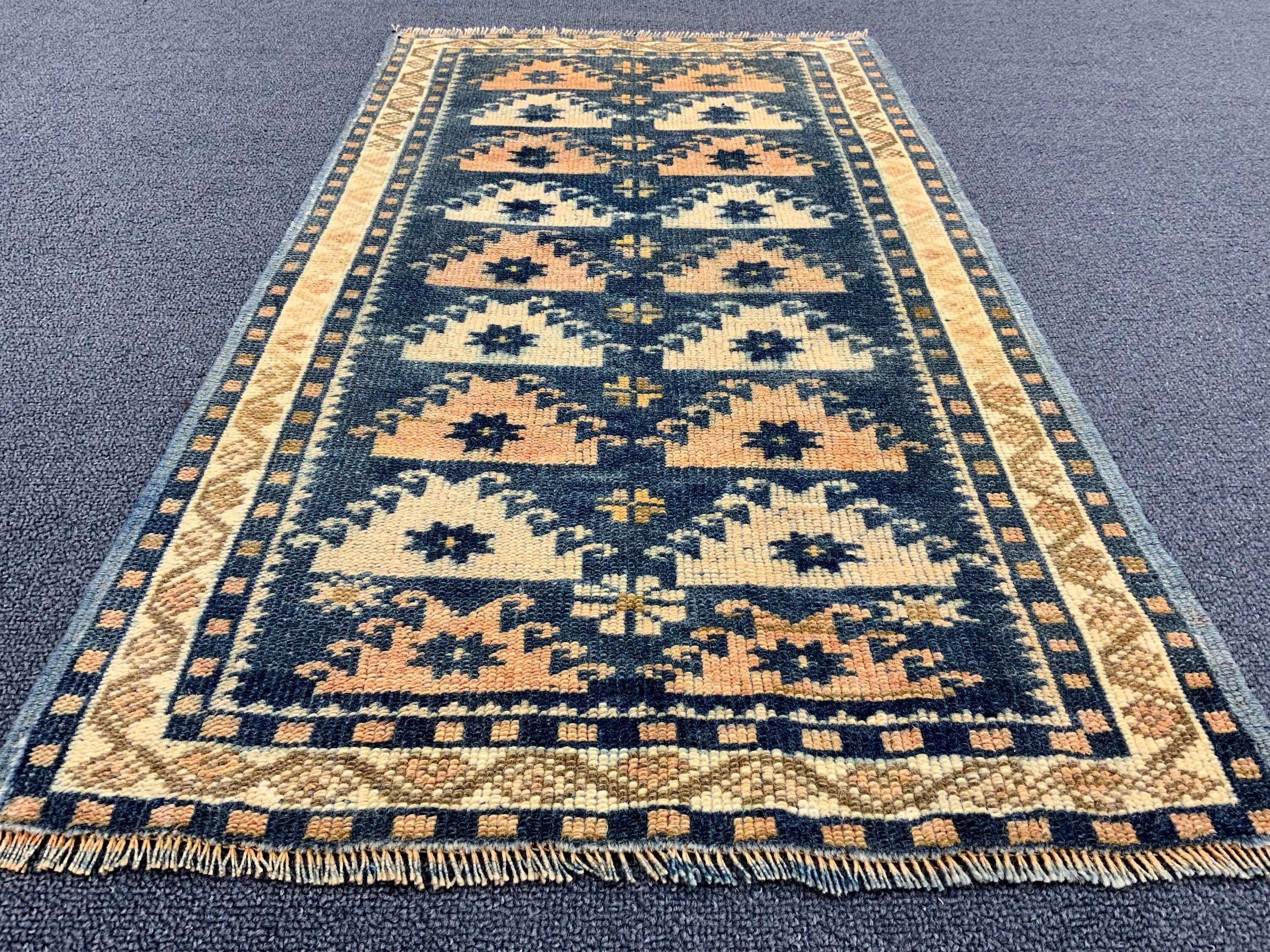 Turkish Rug - Etsy