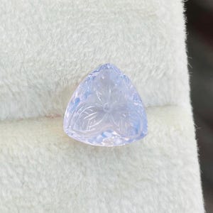 Lavender Quartz Gemstone: Trillion Flower Cut, 2.95 Carats
