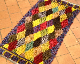 Antique Scandinavian small Rya Rug, Add a Pop of Color to Your Living Space with this Vintage Treasure, gift for home