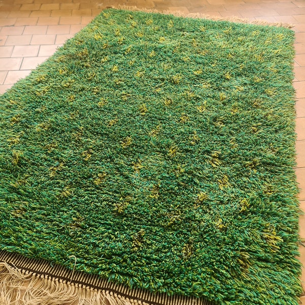 Tapis rya vert scandinave moderne à poils longs, abstrait vintage, tapis en laine cool pour tapis de chambre à coucher ou pour cadeau de pendaison de crémaillère dans le salon