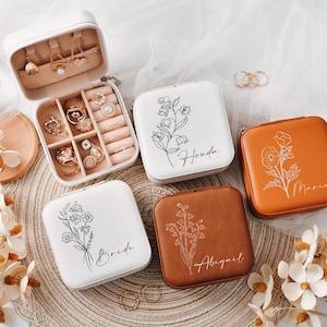 Portagioie in pelle inciso, regalo per damigelle d'onore, portagioie, elegante portagioie da viaggio con incisioni personalizzate