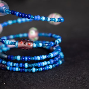 BBJ1095 midnight Blues Six Strand Memory Bracelet. Glass - Etsy