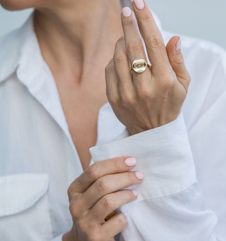 Gold Disk Round Ring For Women, Coine ring, Dainty Gold Round Ring, Minimalist Gold Ring For Soulmate, Valentine Gift for her image 6