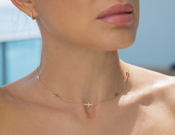 Small cross choker necklace deals