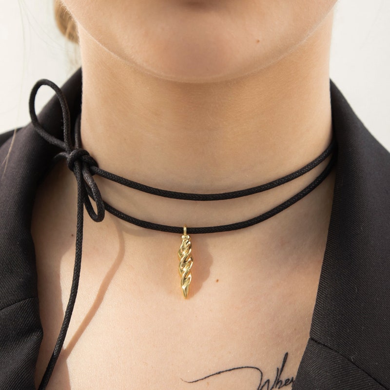 ribbon tie women