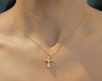 Gold Cross Necklace, Cross Pendant, Gold Cross Pendant, Tiny Cross Necklace, Christian Necklace, Minimalist Necklace, Dainty Gold Necklace